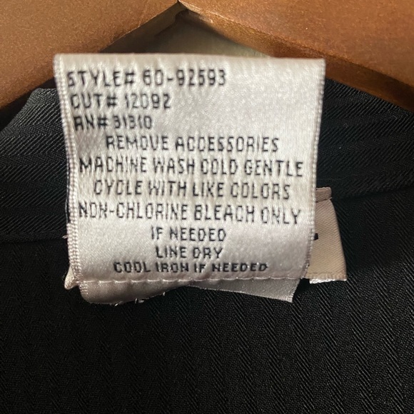 ByerWear Women’s Unlined Blazer in Black Pinstripe - size large - Picture 5 of 5